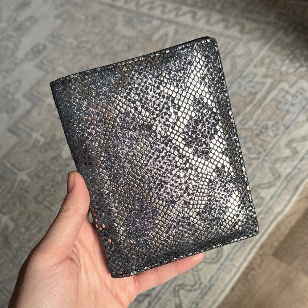 Fossil Gently Used Passport Holder